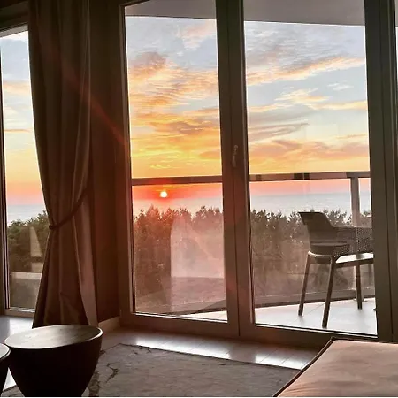 アパート Dune Luxury ミエルノ